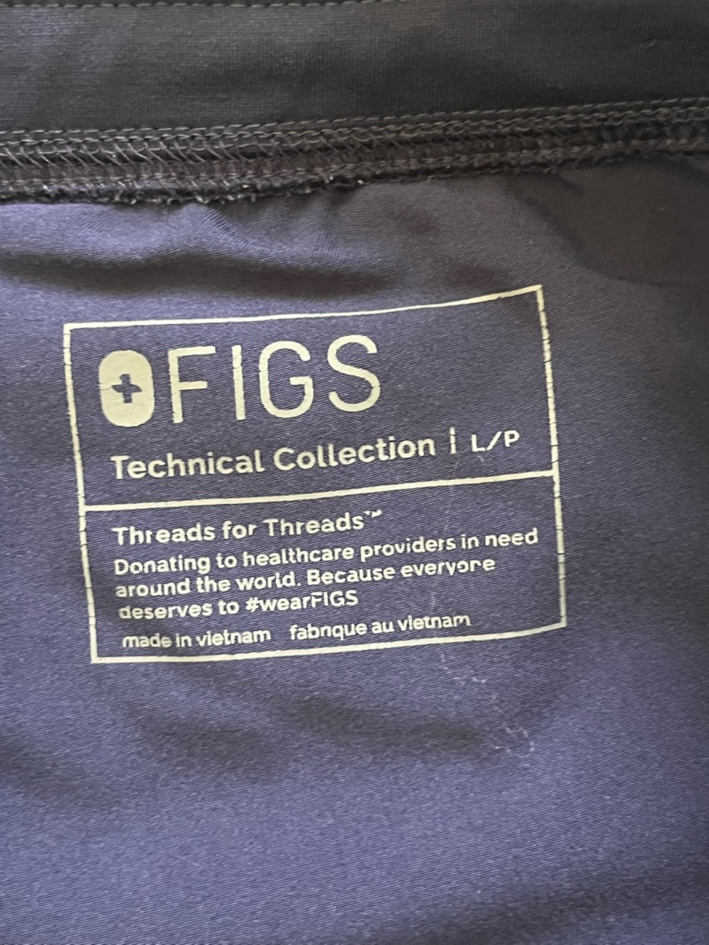 FIGS Scrubs Women’s Casma Top Size Large Livingston Pants Size Large Petite Navy - Picture 10 of 16